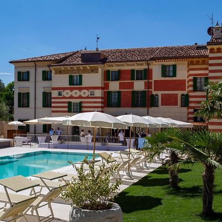Boutique Hotel Villa Zoppi - Adults Only Colognola ai Colli ภายนอก รูปภาพ